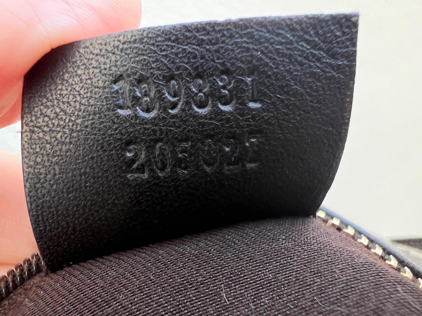Pre-loved Gucci Beige/Ebony GG Canvas Abbey D-ring Tote Bag