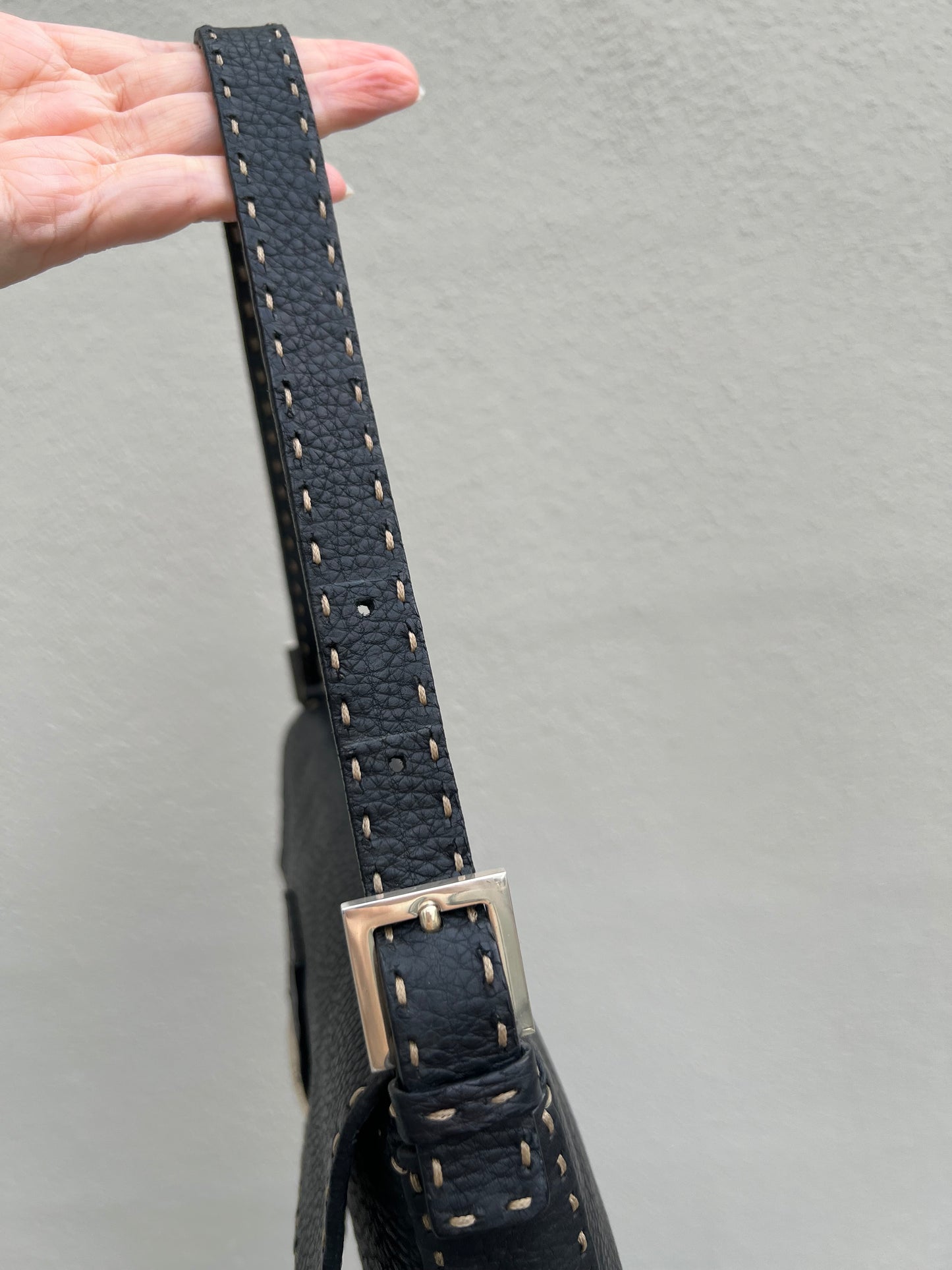 Pre-loved Fendi Baguette Black Cuoio Romano Leather Selleria with Sterling Silver Hardware