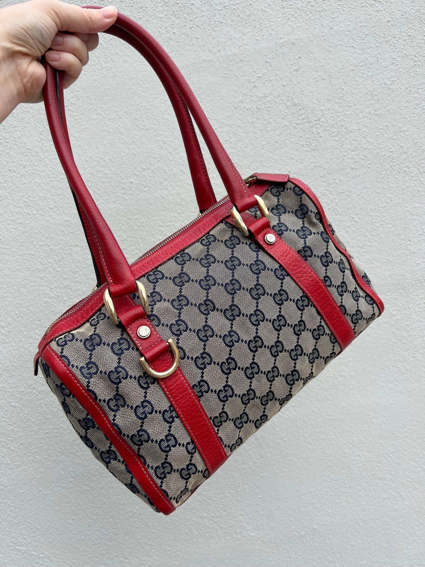 Pre-loved GG Canvas Abbey Boston Bag Red