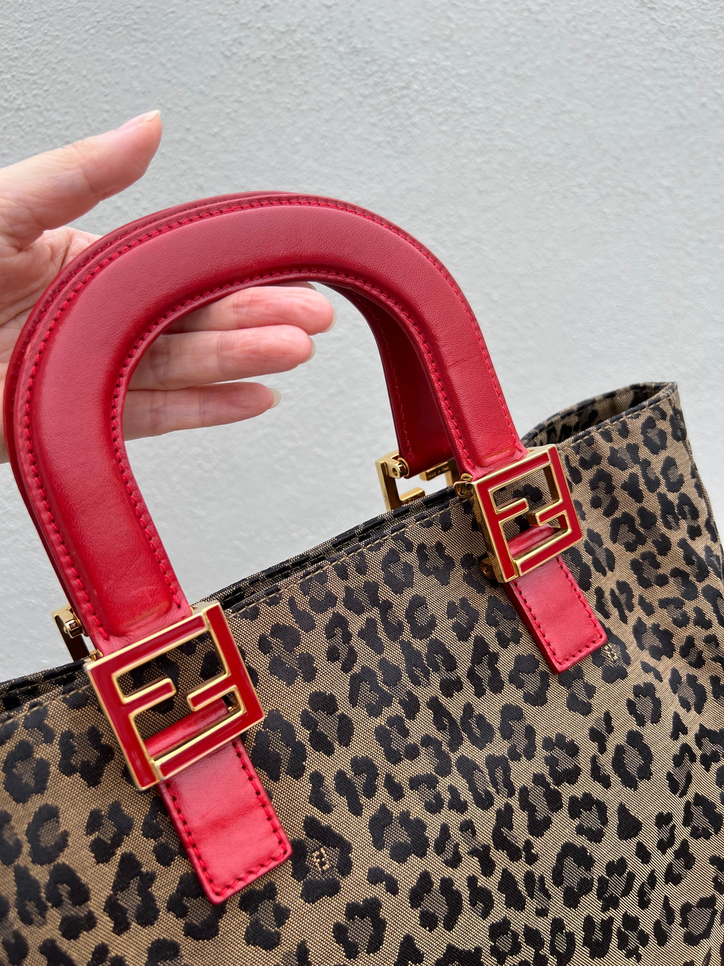 Pre-loved Fendi Leopard Print Tote Bag with Red Handles
