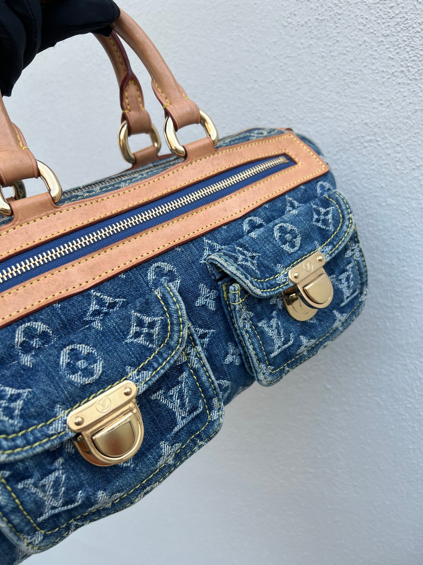 Pre-loved Louis Vuitton Blue Monogram Denim Neo Speedy Handbag 2005