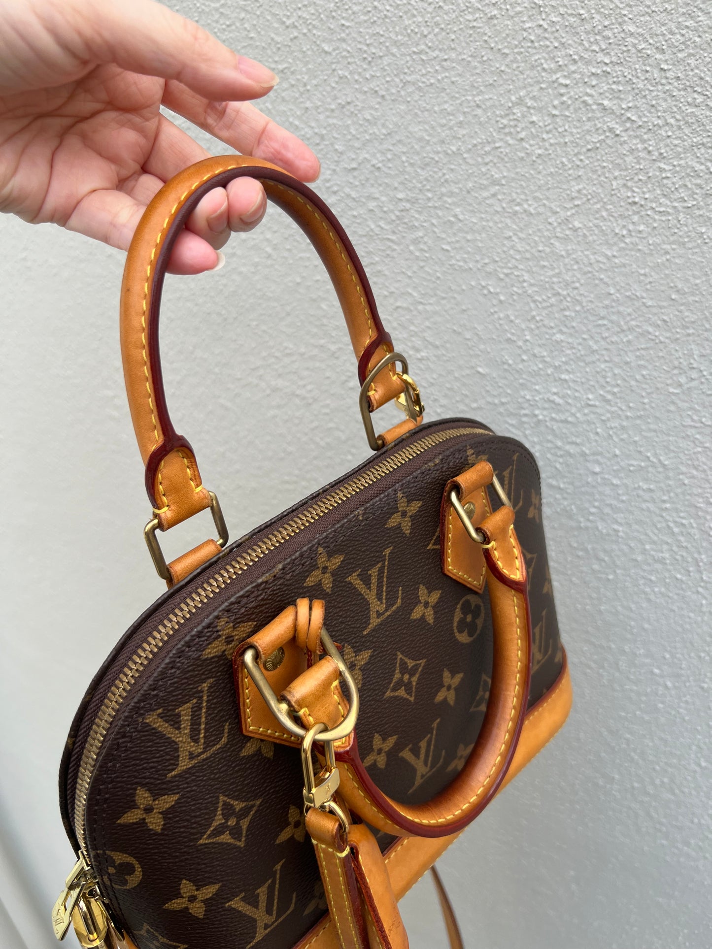 Pre-Owned Louis Vuitton Alma BB two-way handbag monogram 2016