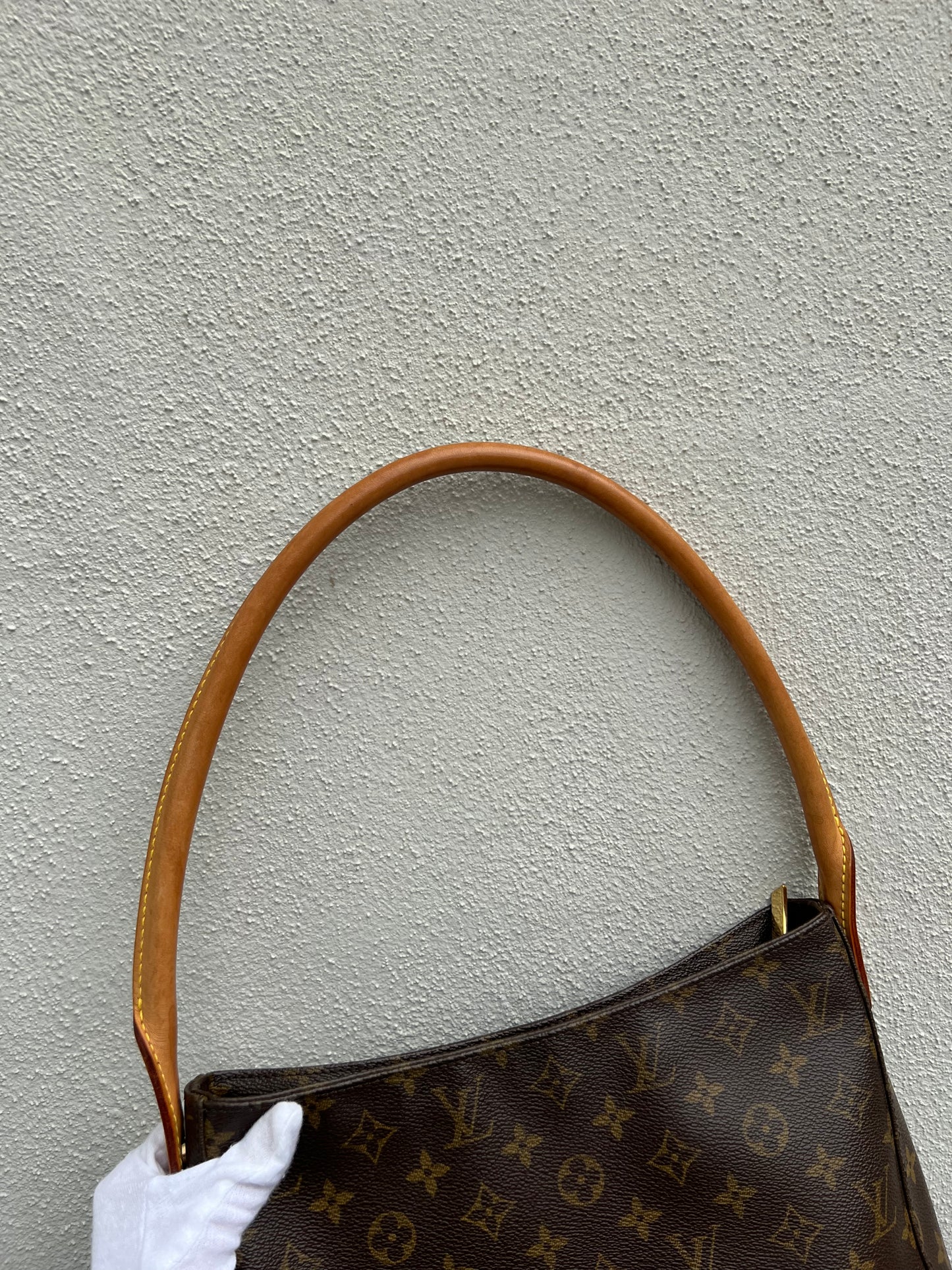 Pre-loved Louis Vuitton Looping Leather Handbag Monogram GM 2002