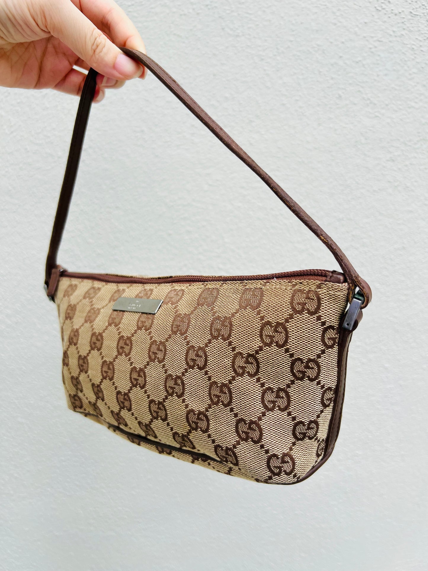 Pre-loved Gucci vintage GG Canvas Boat Baguette Bag Brown