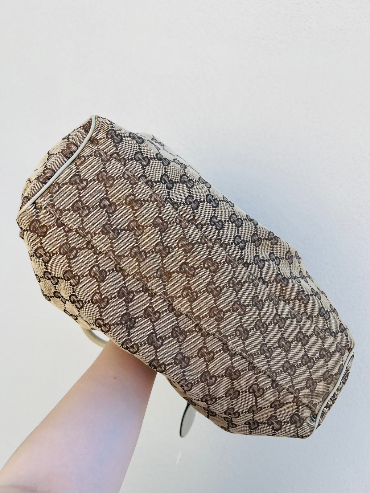 Pre-loved Gucci medium Sukey Guccissima GG shoulder bag