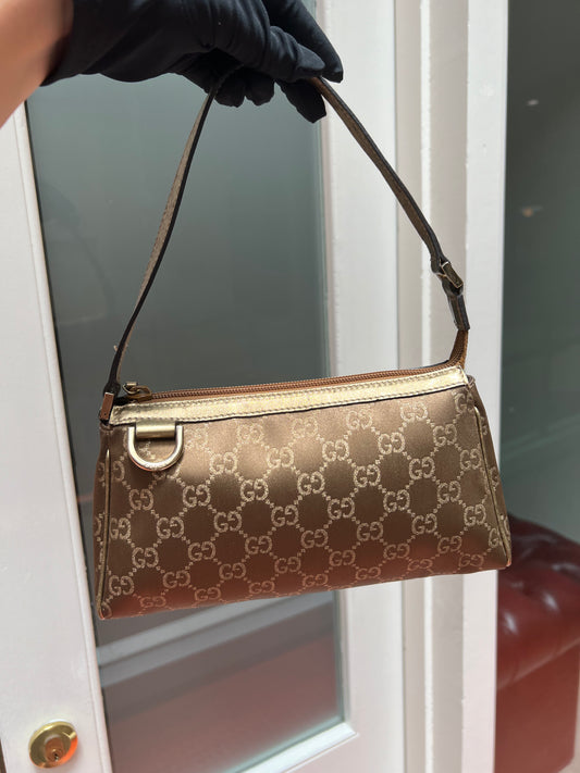 Pre-loved Gucci Monogram Pochette Bag