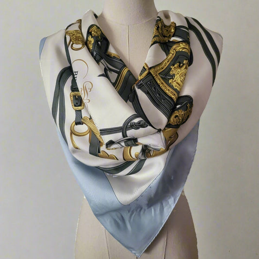 Pre-loved Brides De Gala Hermès Vintage Silk Scarf By Hugo Grygkar 90CM Silk Twill Blue & White