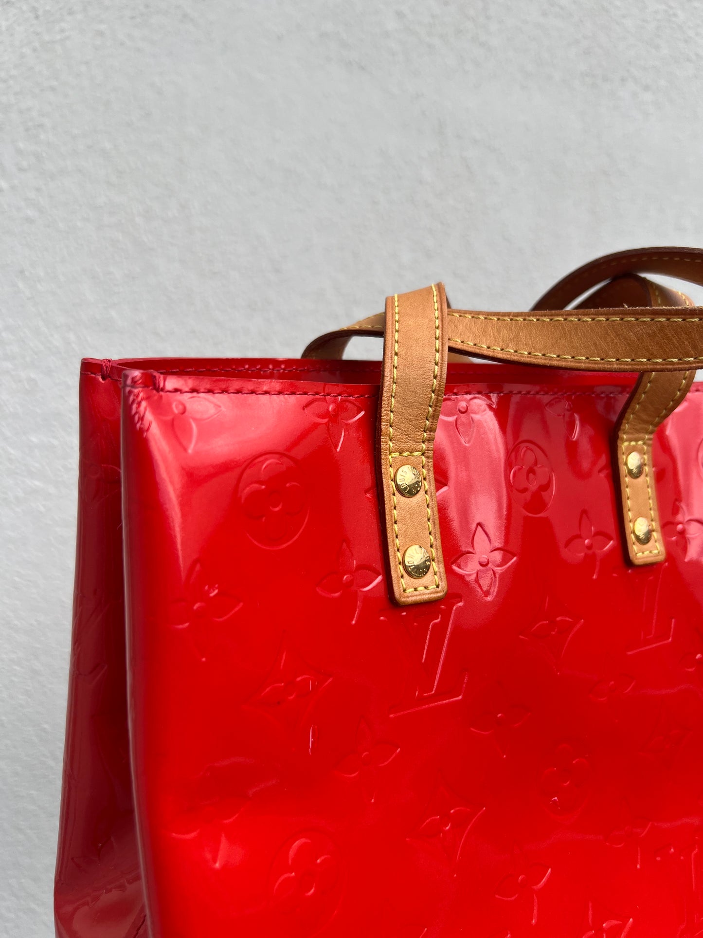 Pre-loved Louis Vuitton Reade PM Coral Tote Bag 2005