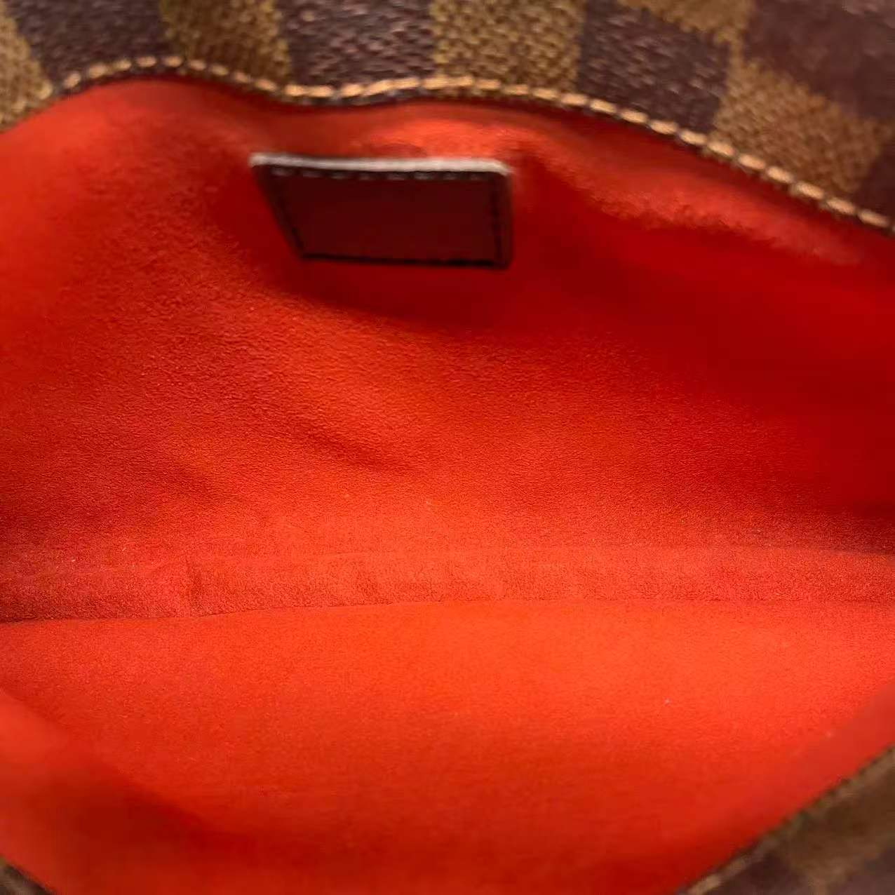 Pre-loved Louis Vuitton Damier Ebene Aubagne Shoulder Bag