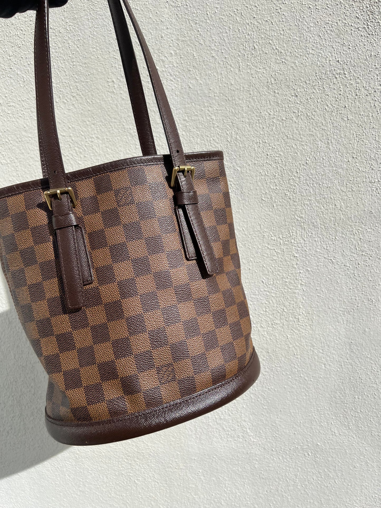 Pre-loved Louis Vuitton Damier Ebene Canvas Marais Bucket Bag 2004