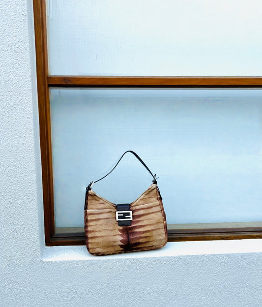 Pre-loved FENDI Mamma Baguette Shoulder Bag Pony Hair leather Brown