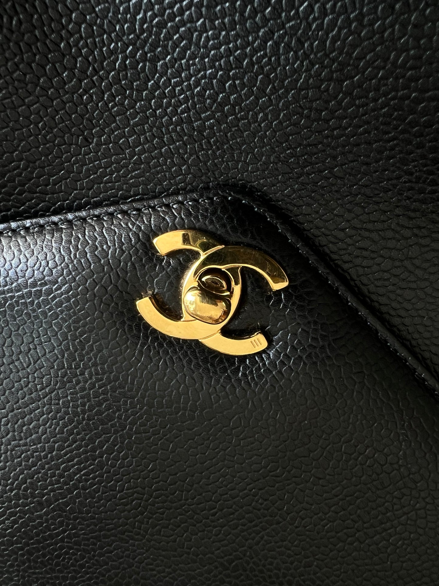 Pre-loved Vintage Chanel CC Kelly Bag Caviar Shoulder Bag Black