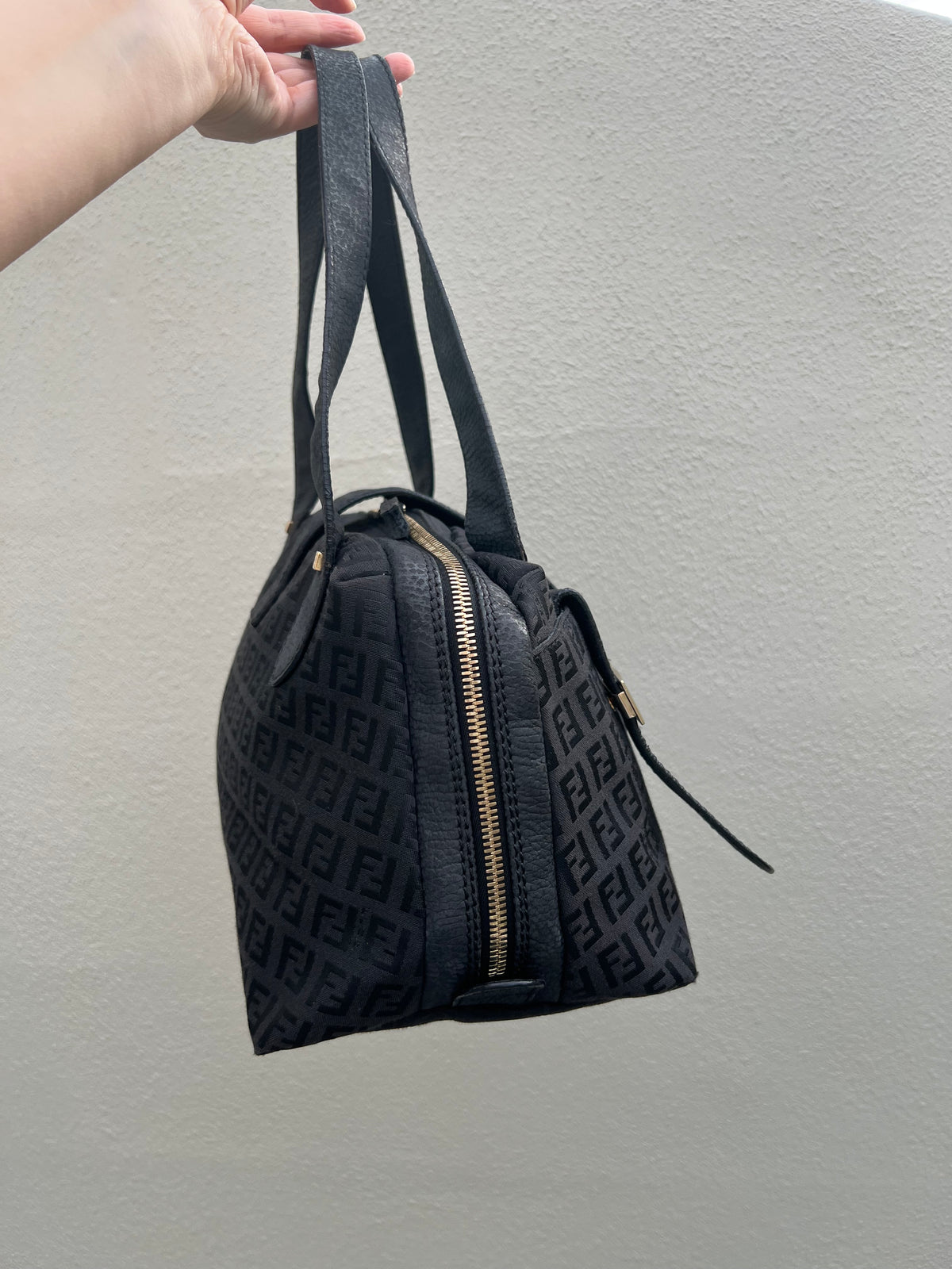 Pre-loved Mulitclasps Black Canvas and Leather Fendi Baguette Shoulder Bag