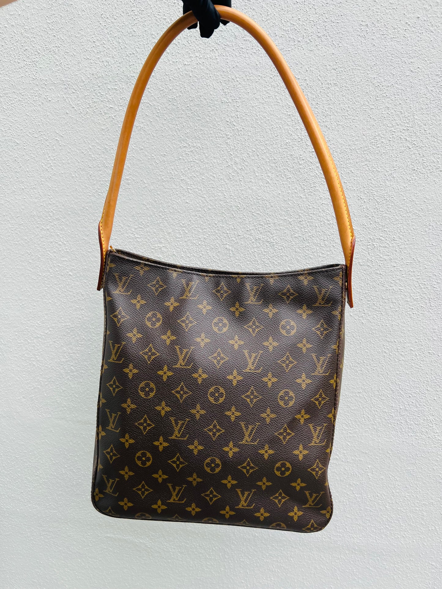 Pre-loved Louis Vuitton Looping Leather Handbag Monogram GM 2001