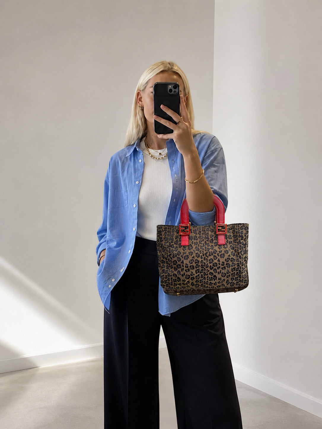 Pre-loved Fendi Leopard Print Tote Bag with Red Handles