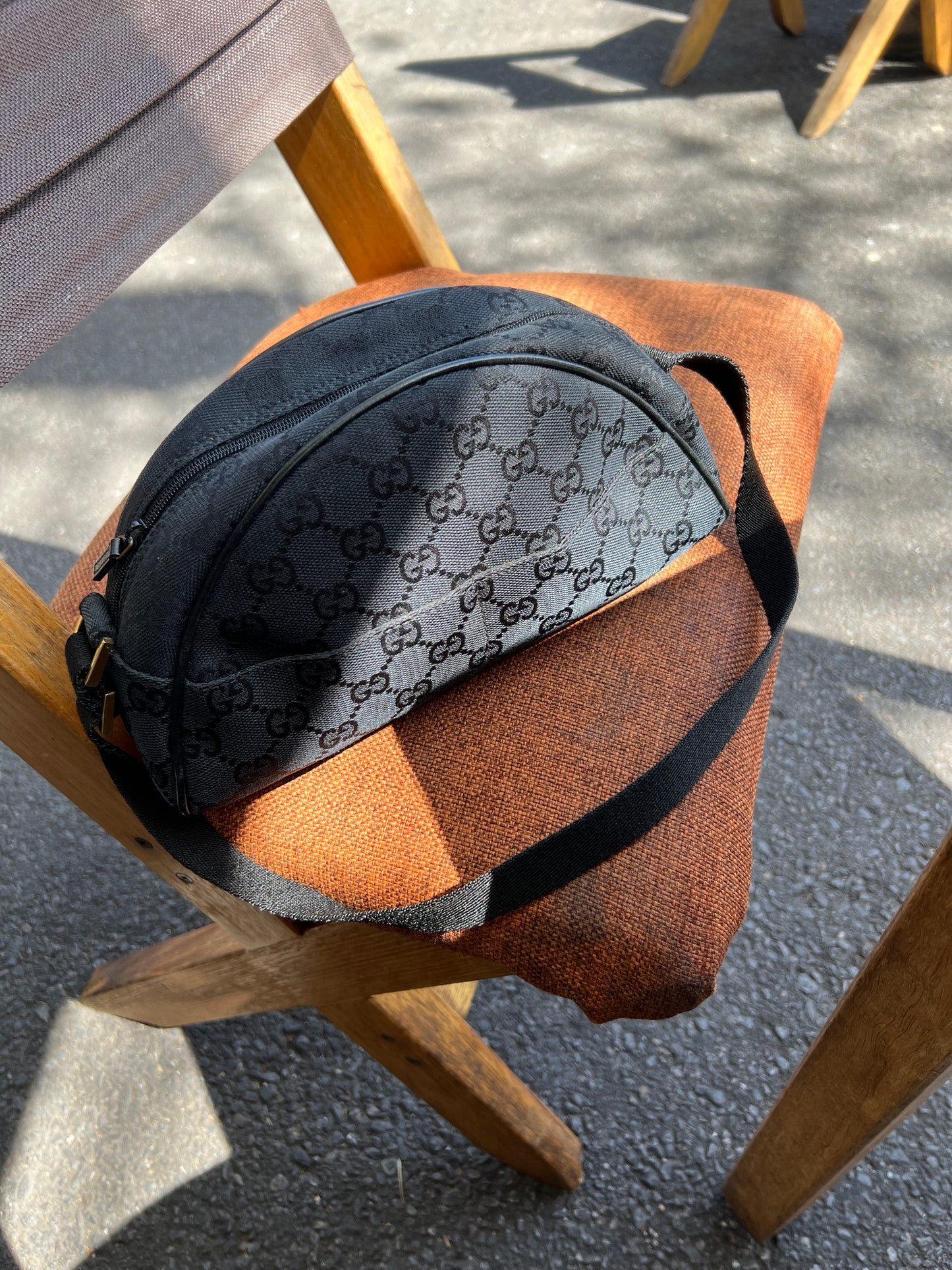 Pre-loved Gucci GG Monogram Half Moon Pochette Shoulder Bag Black