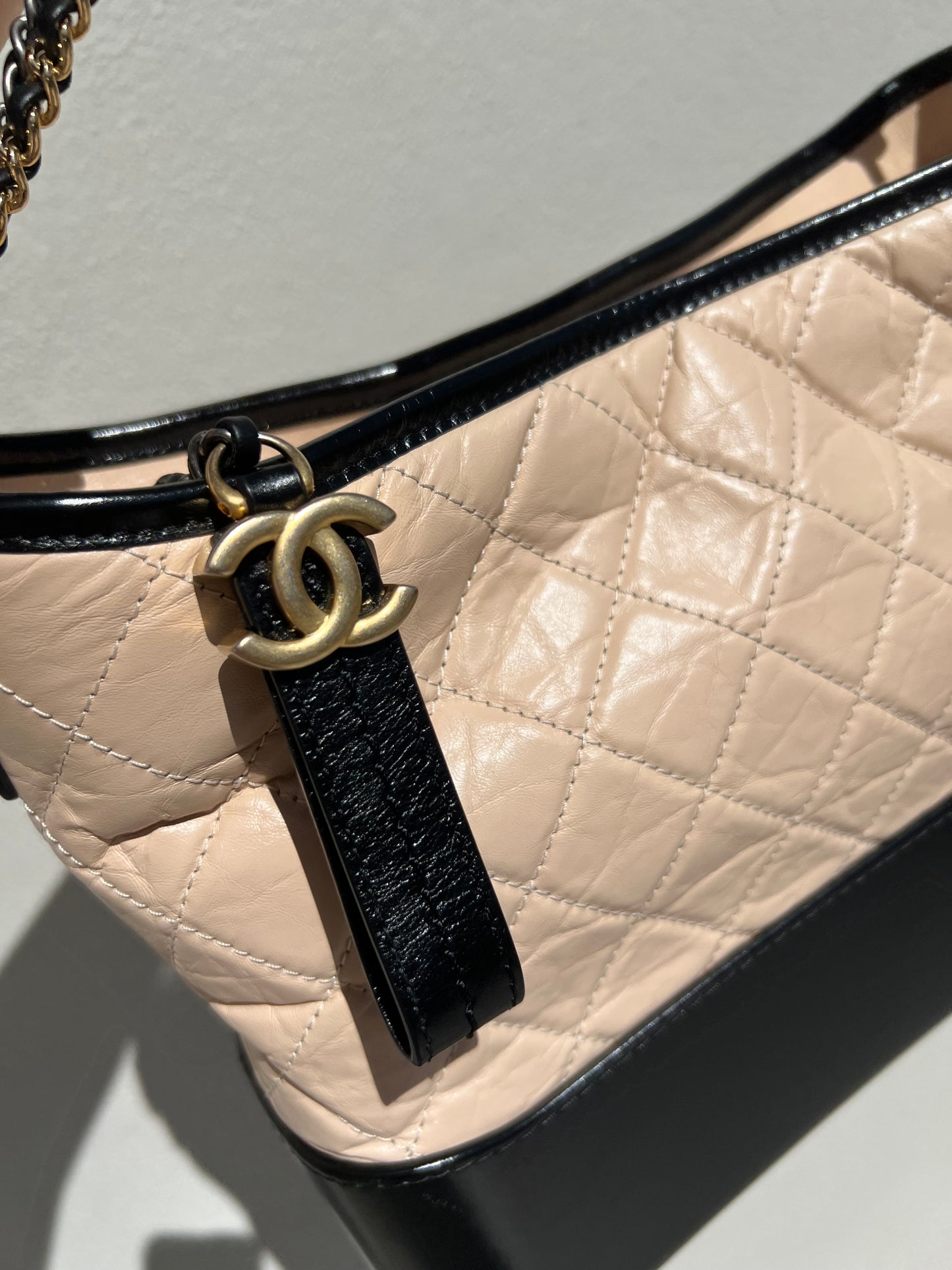 Pre-loved Chanel Beige/Black Quilted Leather Medium Gabrielle Hobo Bag