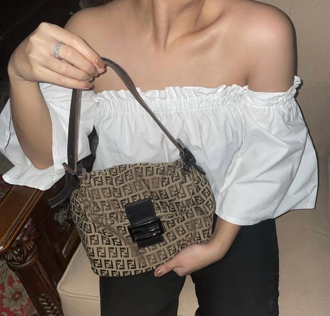 Pre-loved Fendi
20th Century Zucchino Canvas Double Flap Mamma Shoulder Bag