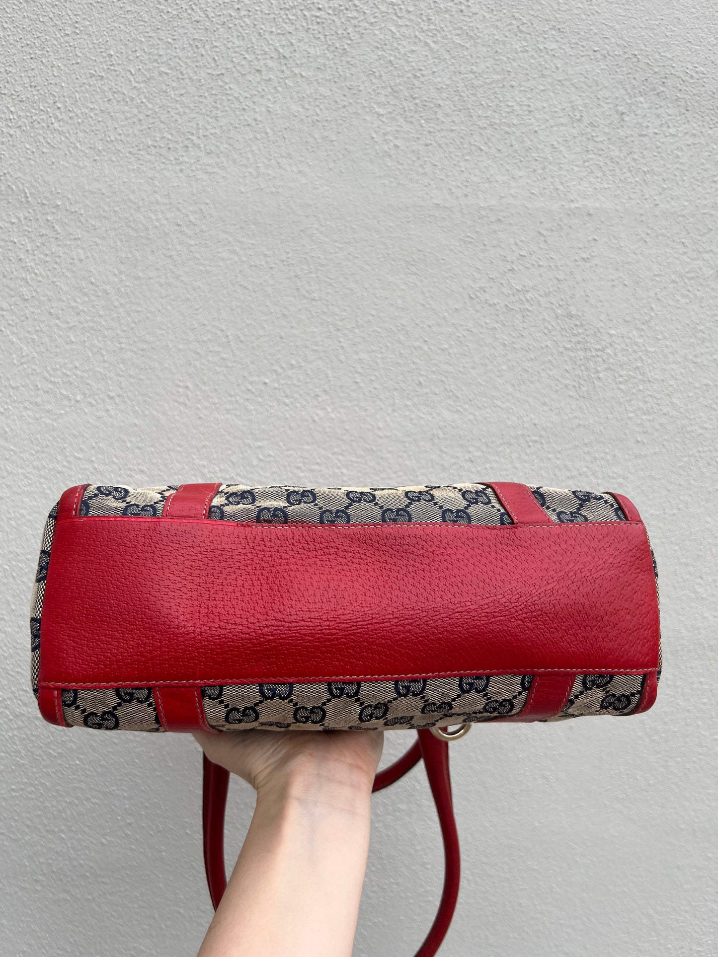 Pre-loved GG Canvas Abbey Boston Bag Red