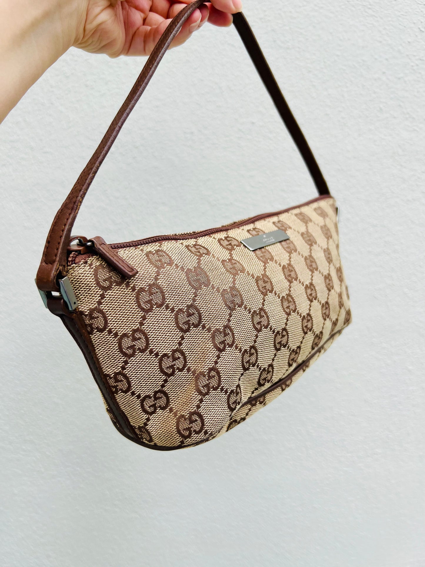 Pre-loved Gucci vintage GG Canvas Boat Baguette Bag Brown