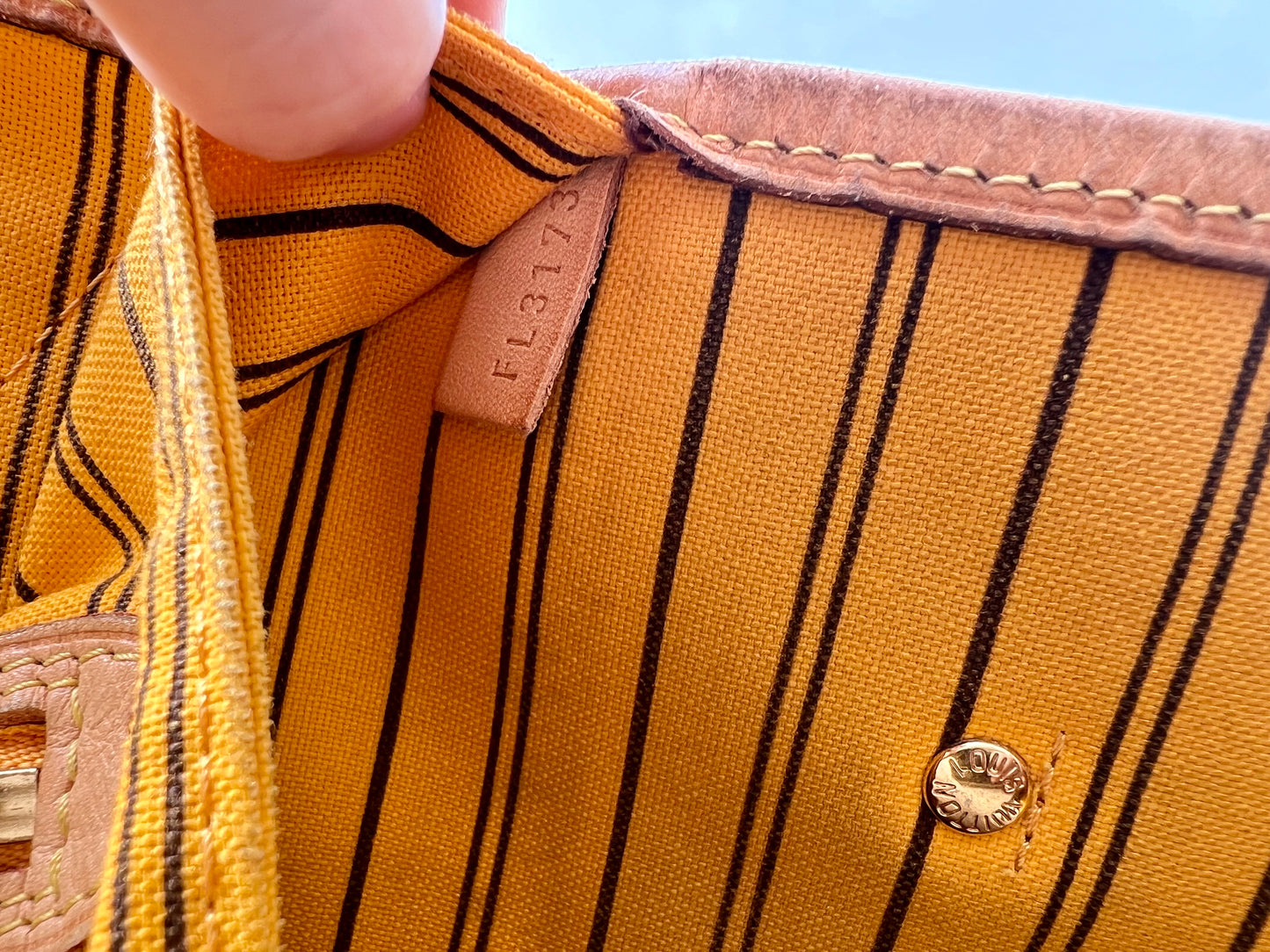 Pre-loved Louis Vuitton Neverfull Leather Tote GM Monogram 2013