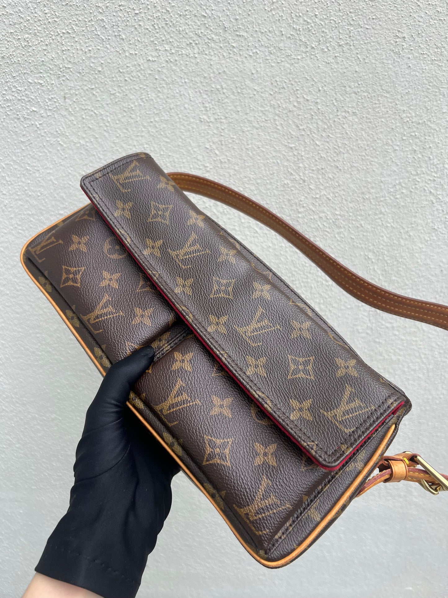 Pre-owned Louis Vuitton Viva Cite Handbag Brown Monogram 2004