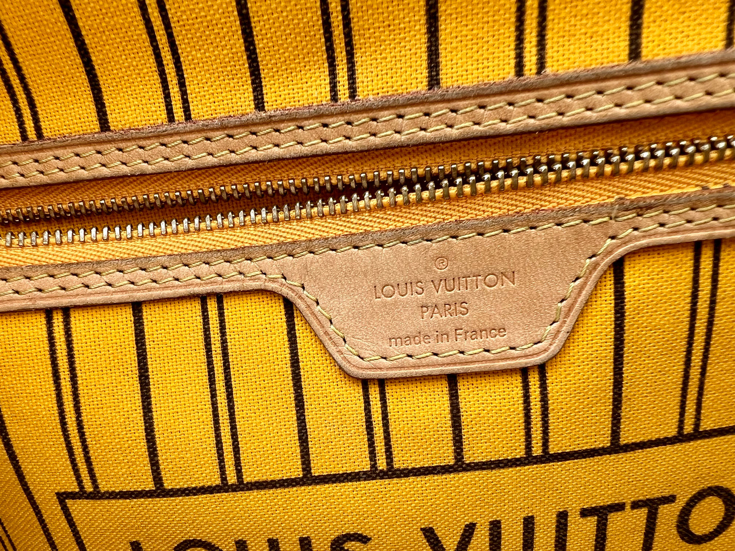 Pre-loved Louis Vuitton Neverfull Leather Tote GM Monogram 2013