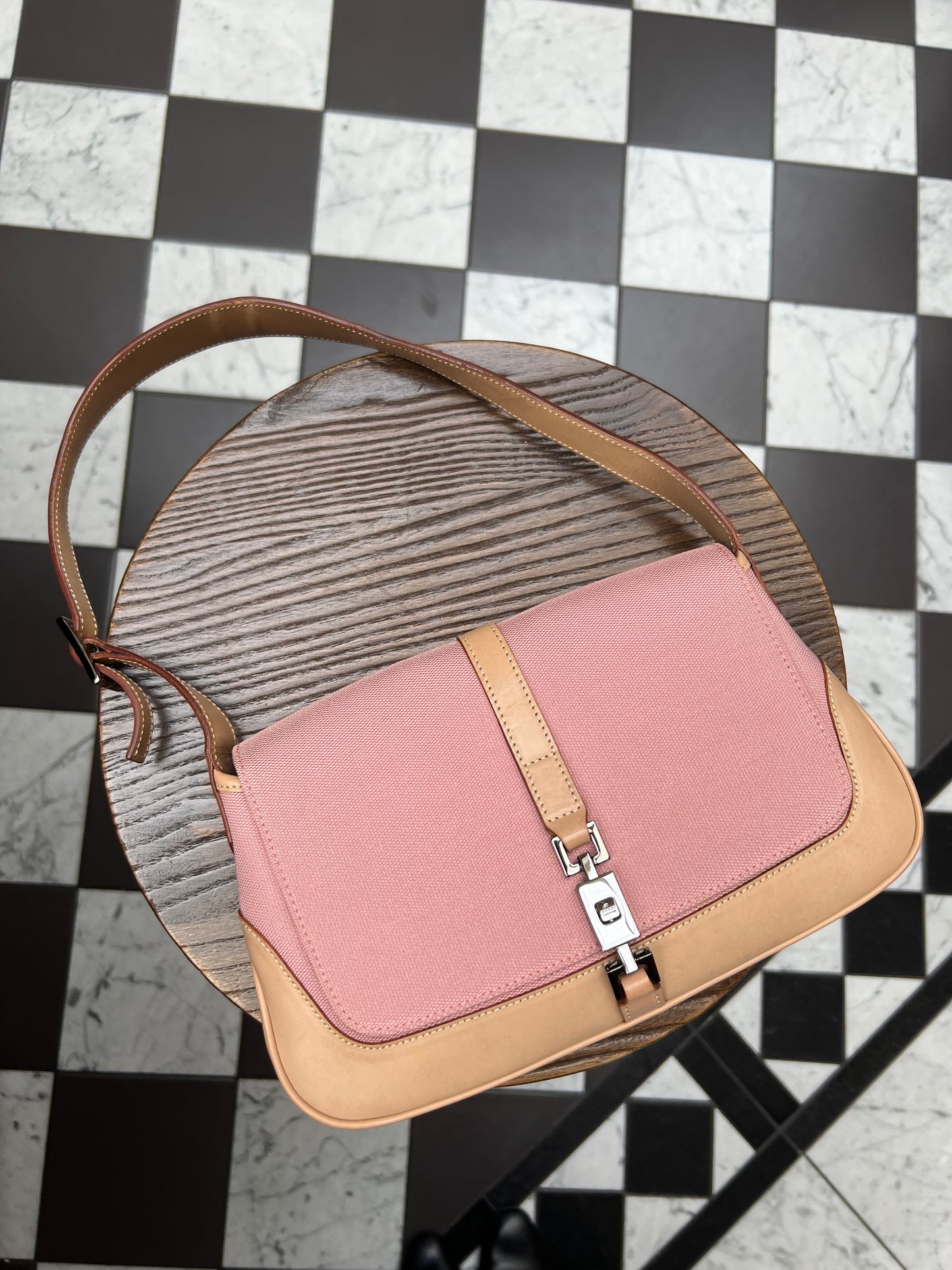 Pre-loved Gucci Vintage Jackie bag Pink