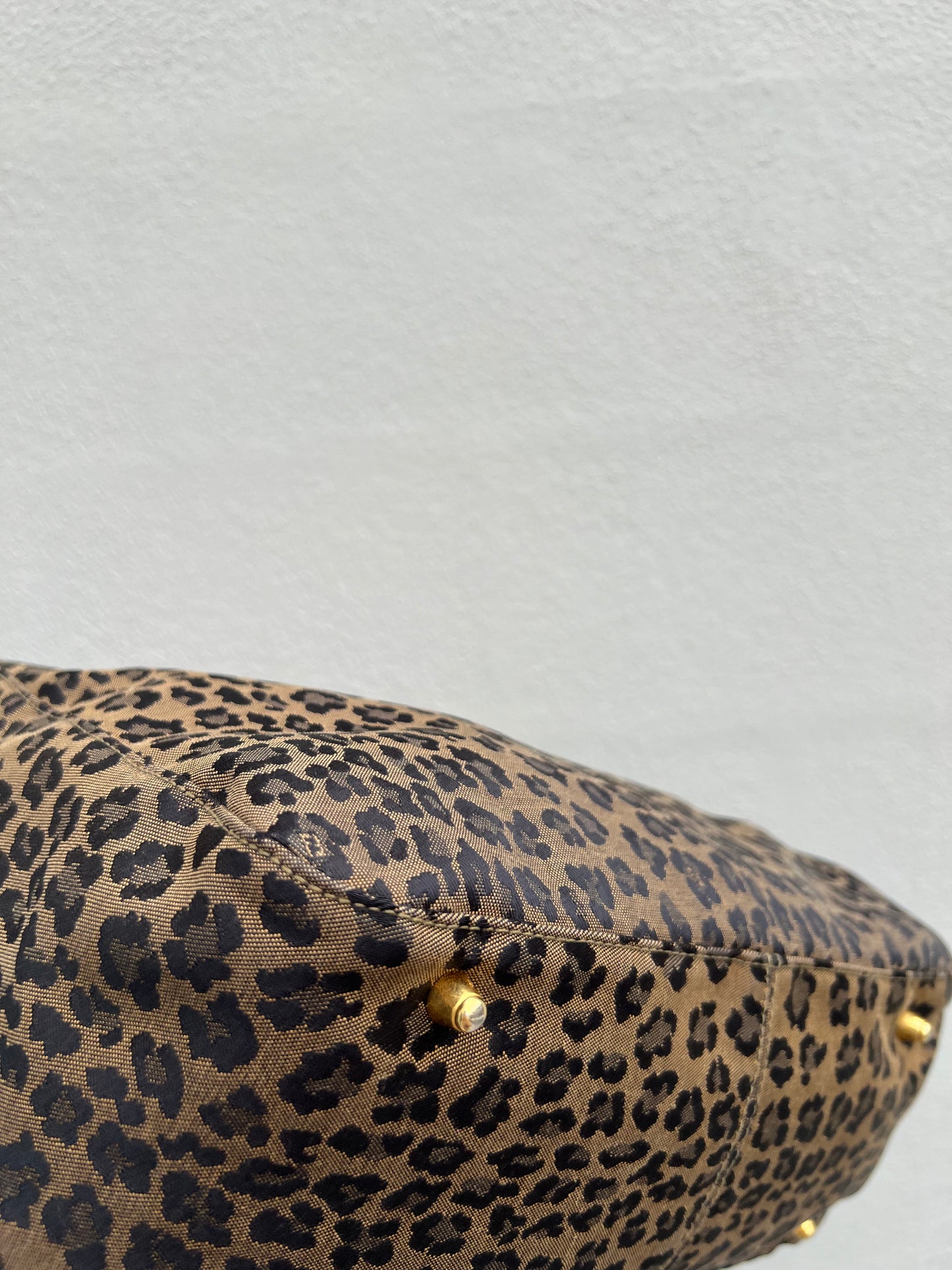 Pre-loved Fendi Leopard Print Tote Bag with Red Handles