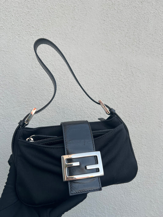 Pre-loved Fendi Mini Baguette Handbag Black