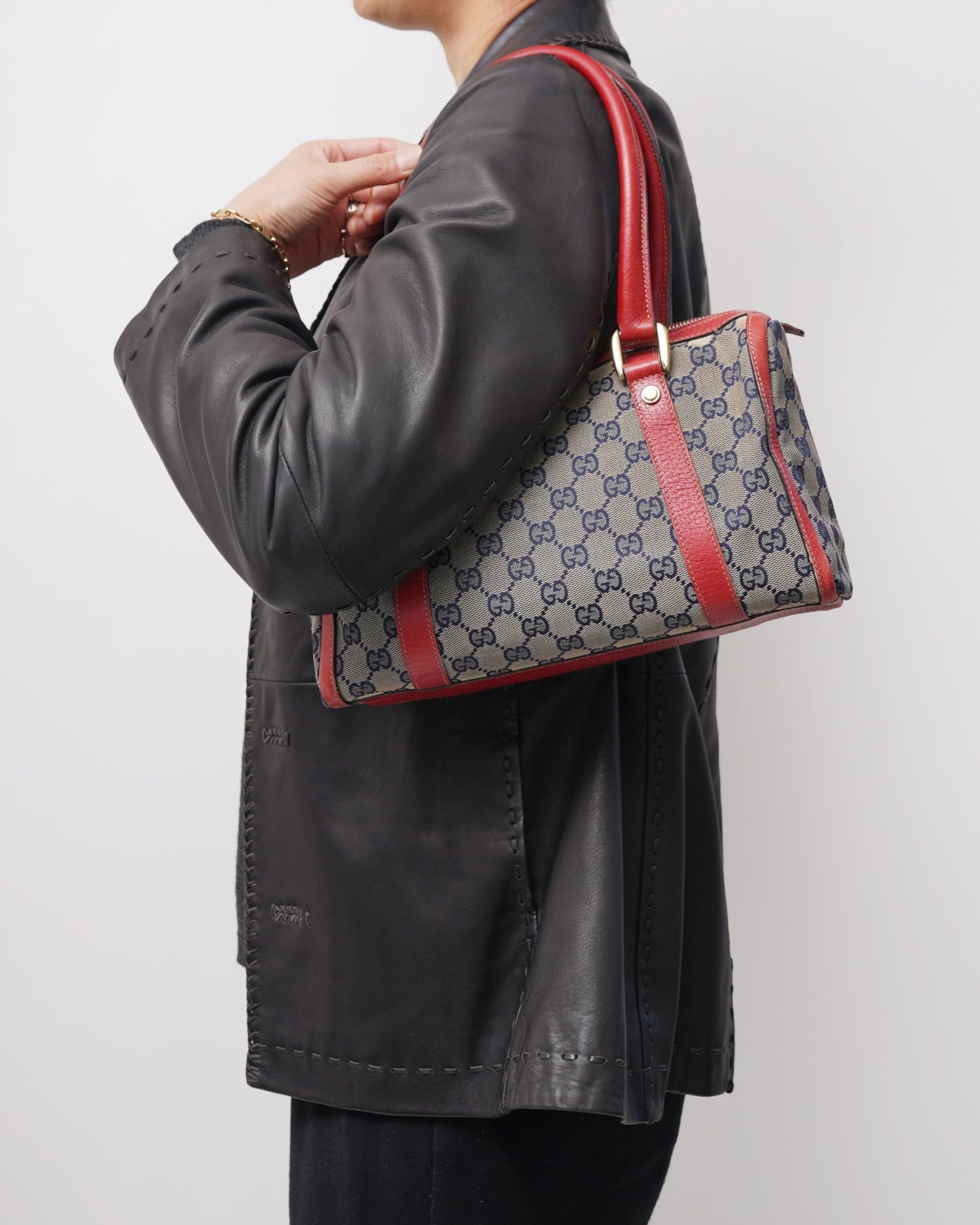 Pre-loved GG Canvas Abbey Boston Bag Red