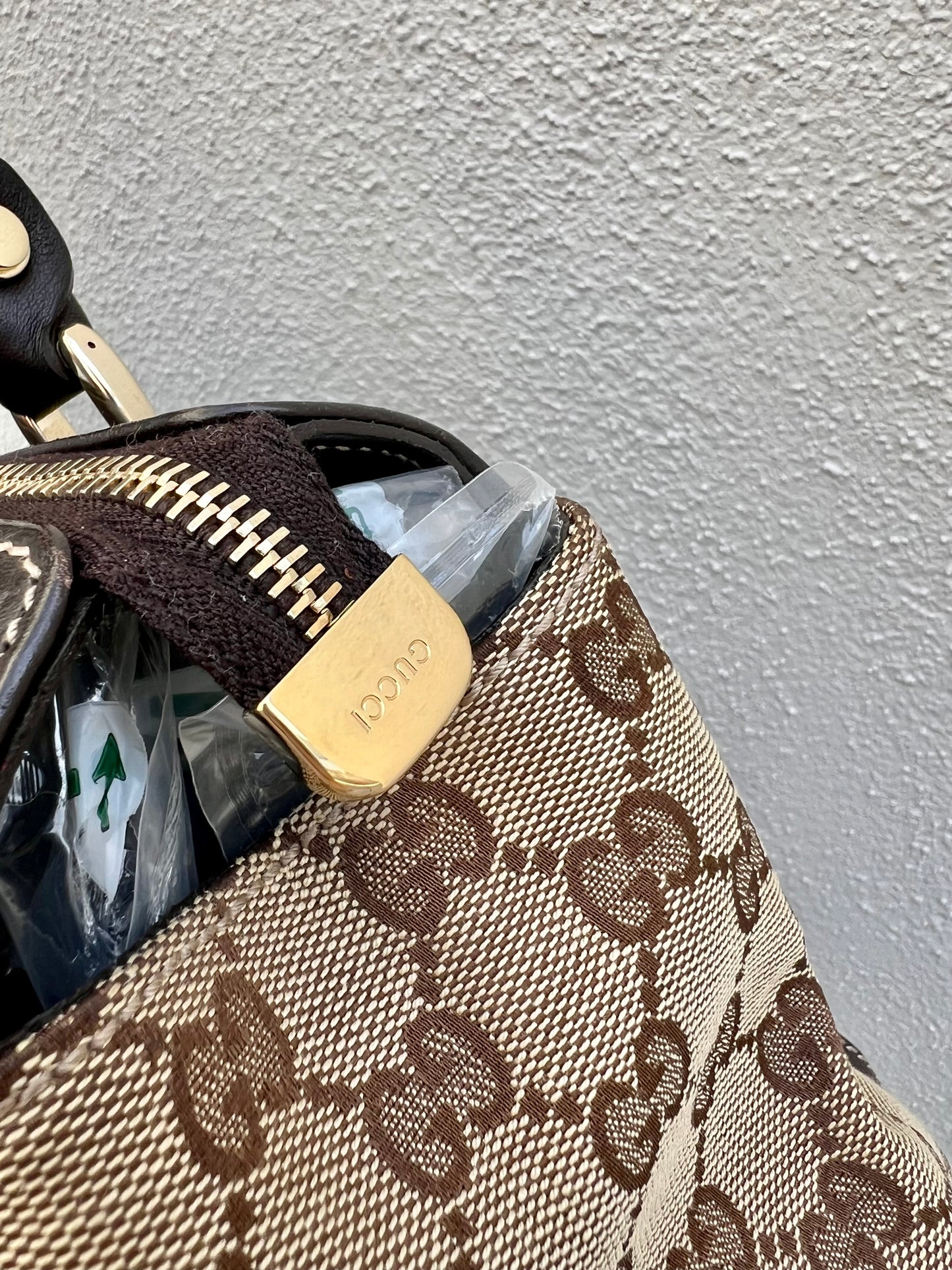 Pre-loved Gucci Beige/Ebony GG Canvas Abbey D-ring Tote Bag
