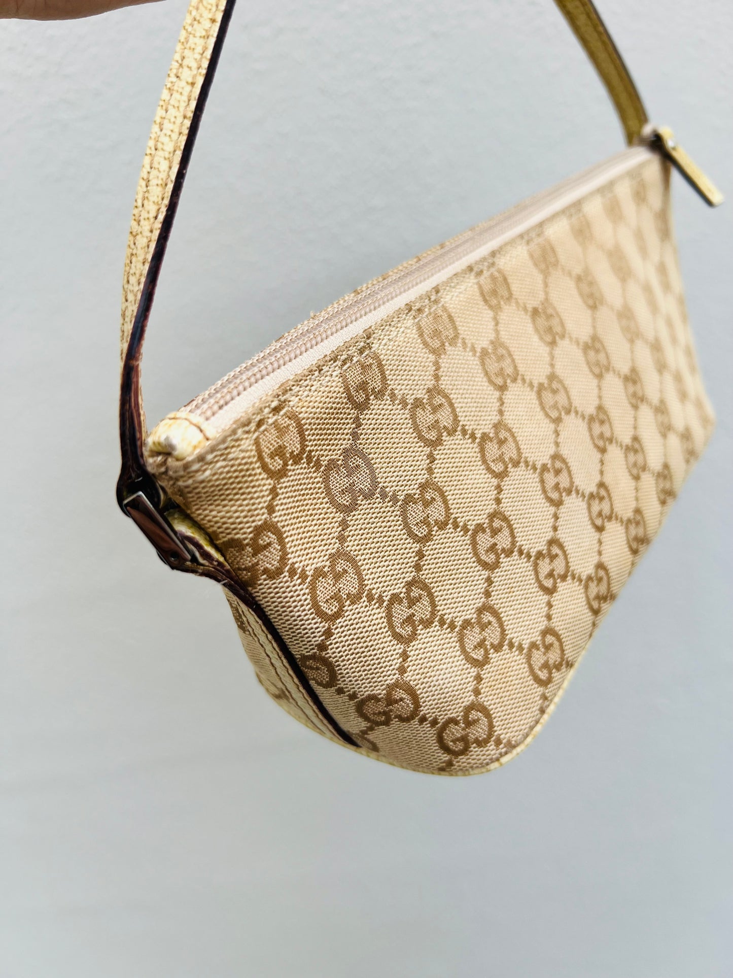 Pre-loved Gucci vintage GG Canvas Boat Baguette Bag Soft Lemon Sorbet Tone