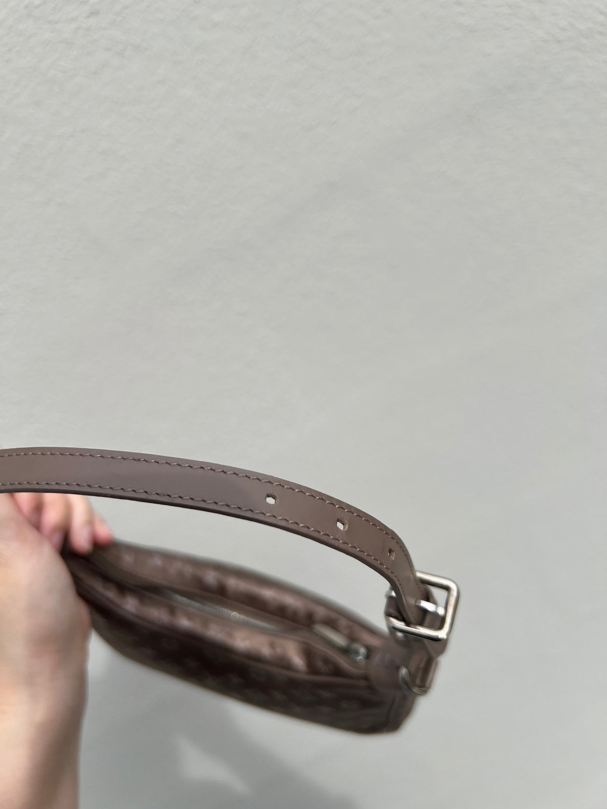 Pre-loved Louis Vuitton Mini Silk Boulogne Handbag Champagne