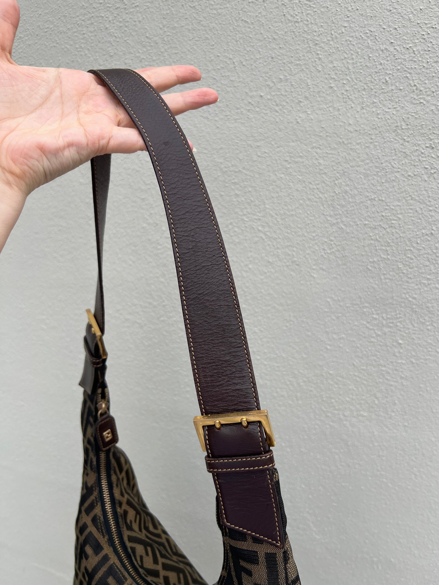 Pre-loved Fendi  Tobacco Zucca Print Large Shoulder Hobo Bag Brown