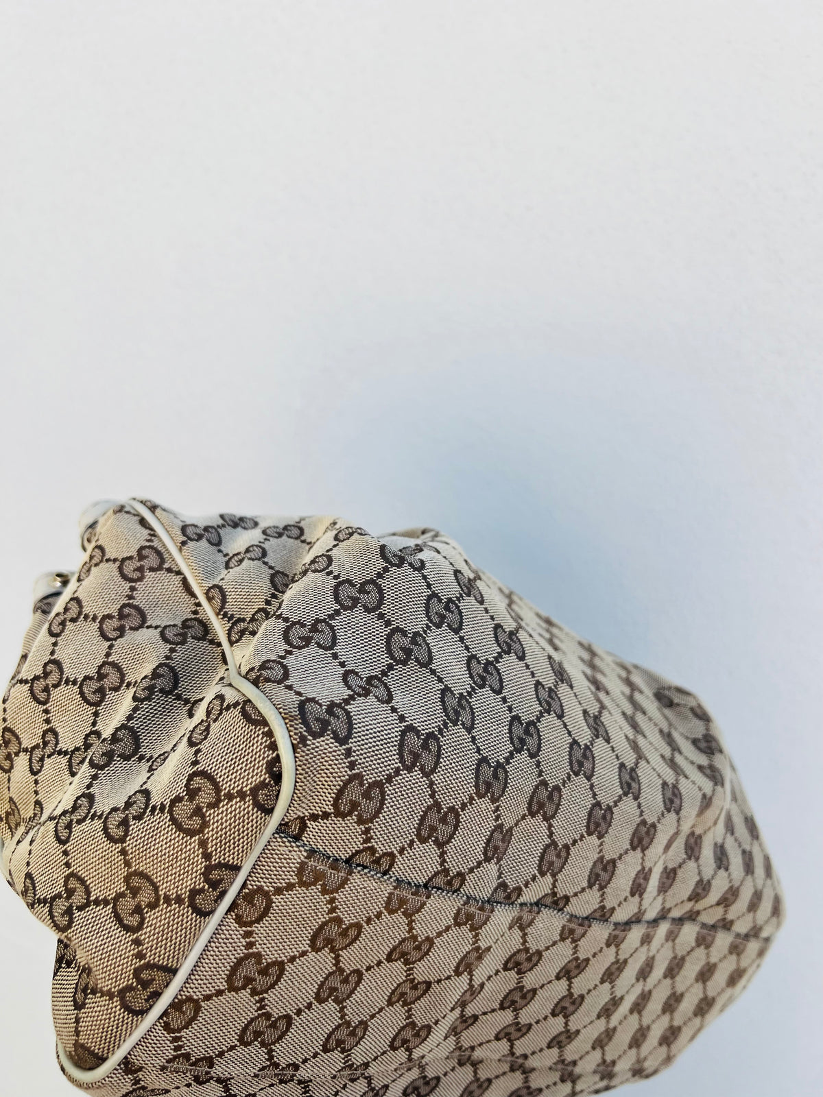 Pre-loved Gucci medium Sukey Guccissima GG shoulder bag