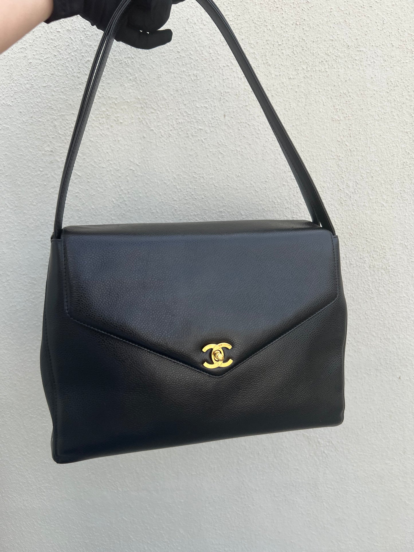 Pre-loved Vintage Chanel CC Kelly Bag Caviar Shoulder Bag Black