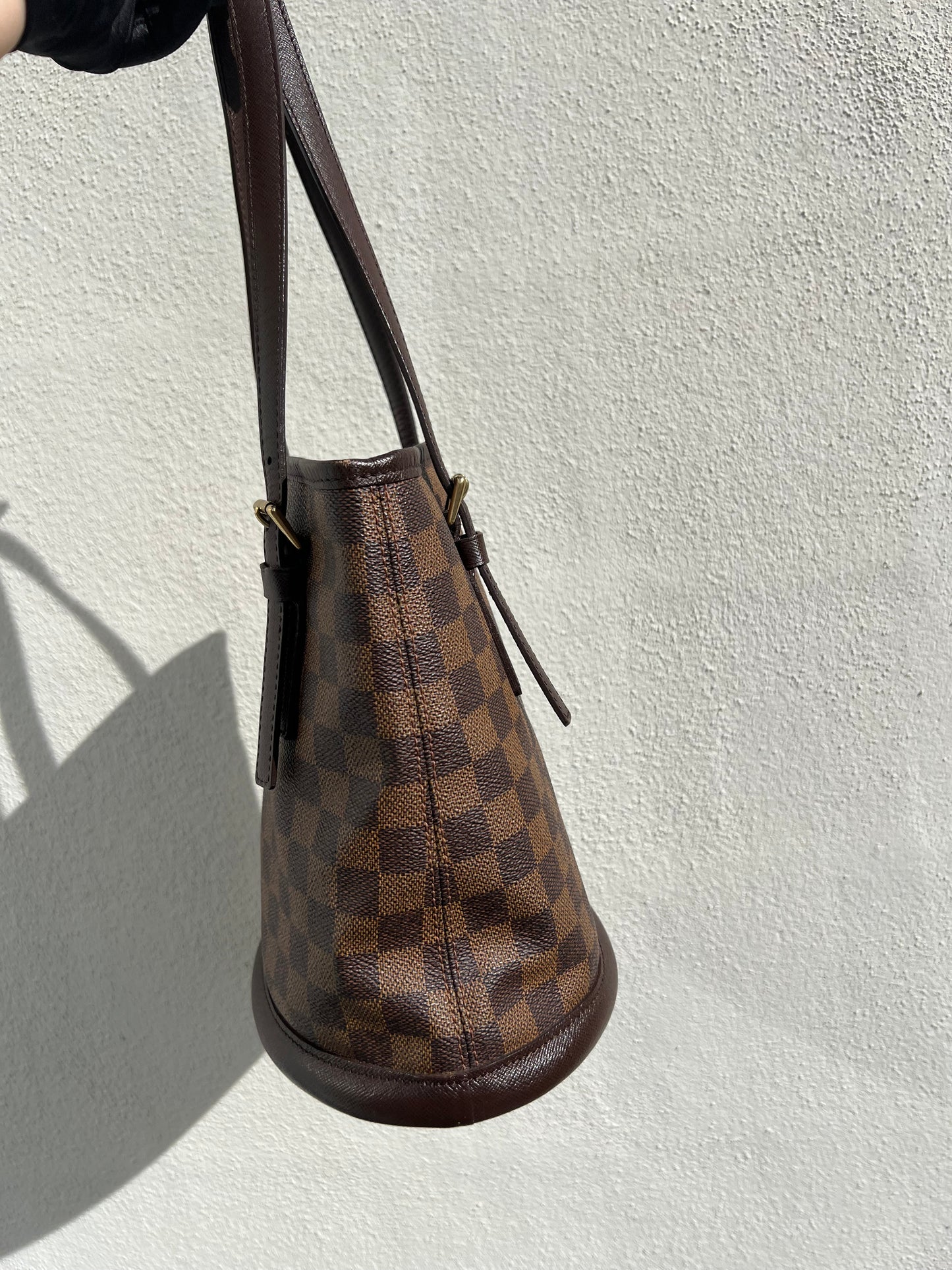 Pre-loved Louis Vuitton Damier Ebene Canvas Marais Bucket Bag 2004