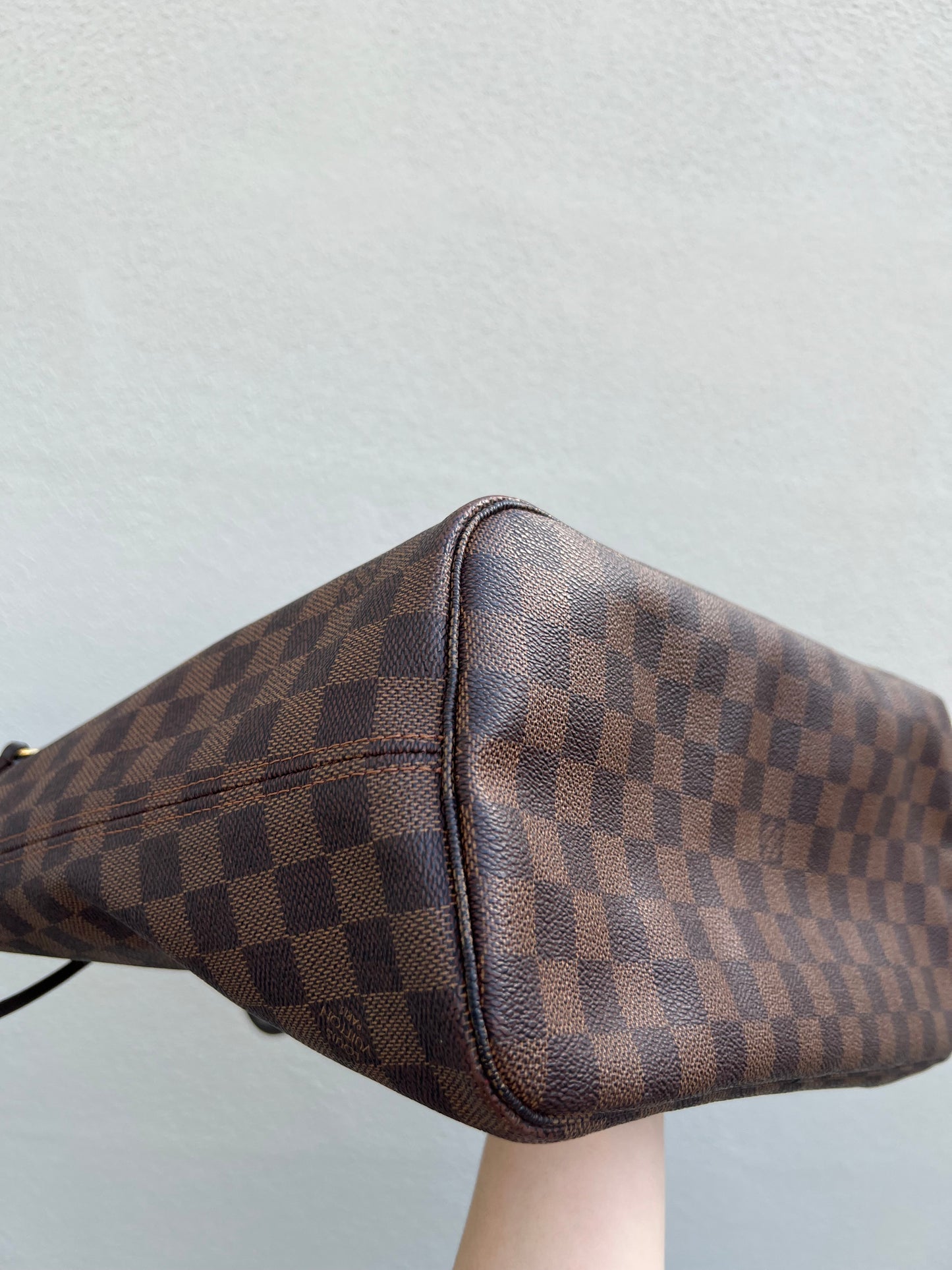 Pre-loved Louis Vuitton Neverfull MM Damier Ebene Tote Bag 2010