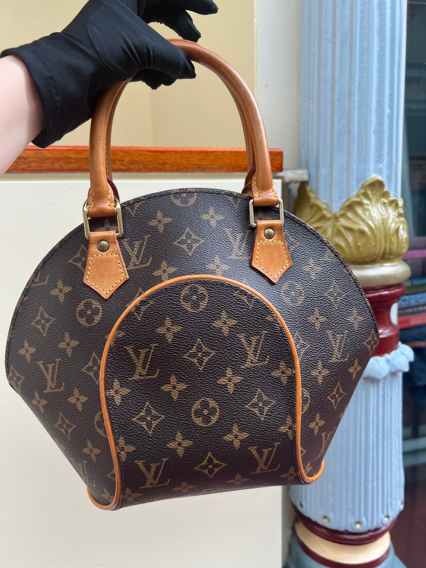 Pre-loved Louis Vuitton Vintage Ellipse Cloth Handbag PM Monogram