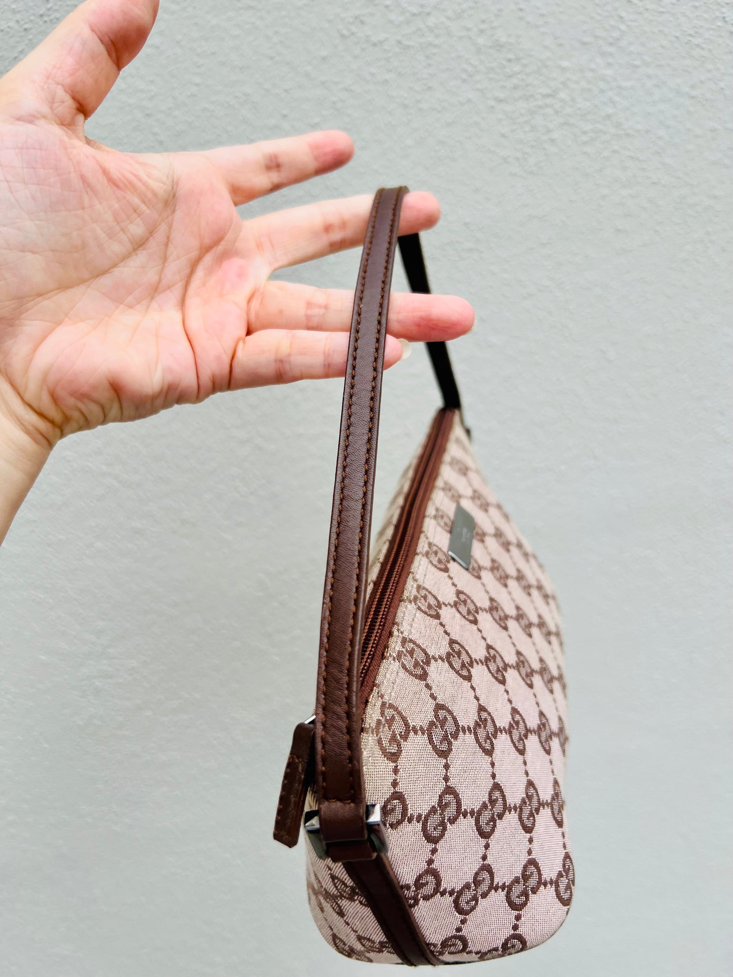 Pre-loved Gucci vintage GG Canvas Boat Baguette Bag Brown