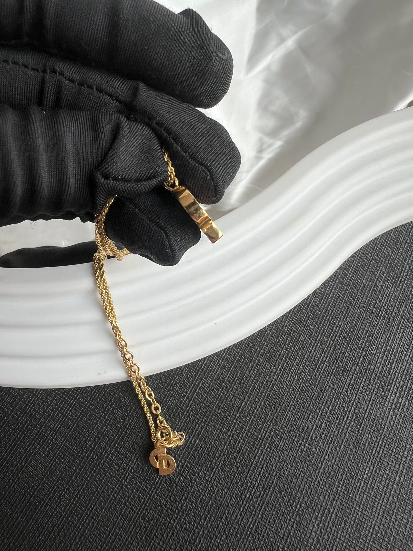 Pre-loved Christian Dior Vintage Crystal-embellished Necklace