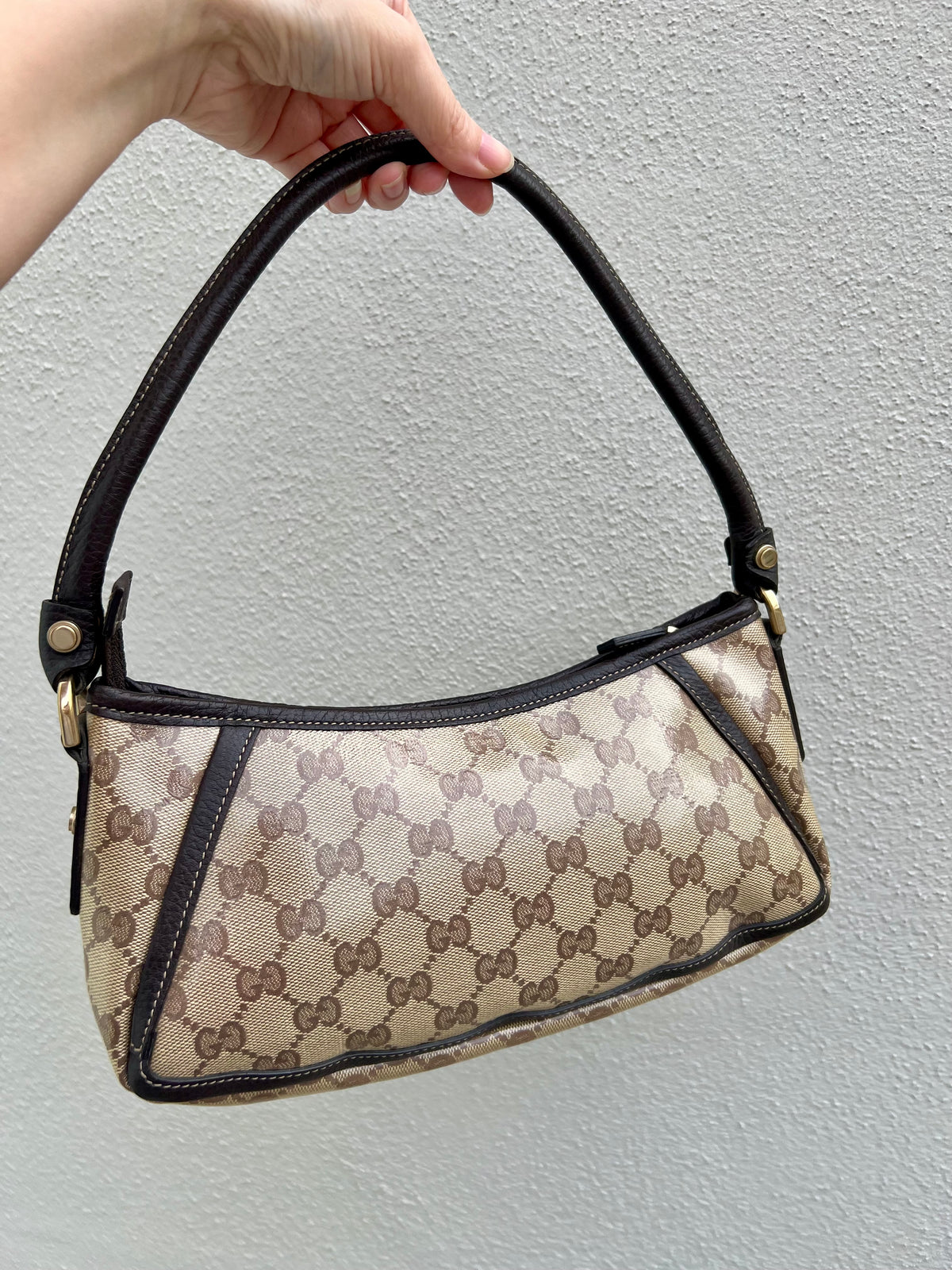 Pre-loved Gucci Crystal Coating GG Canvas Abbey Demi Hobo D-Ring Pochette