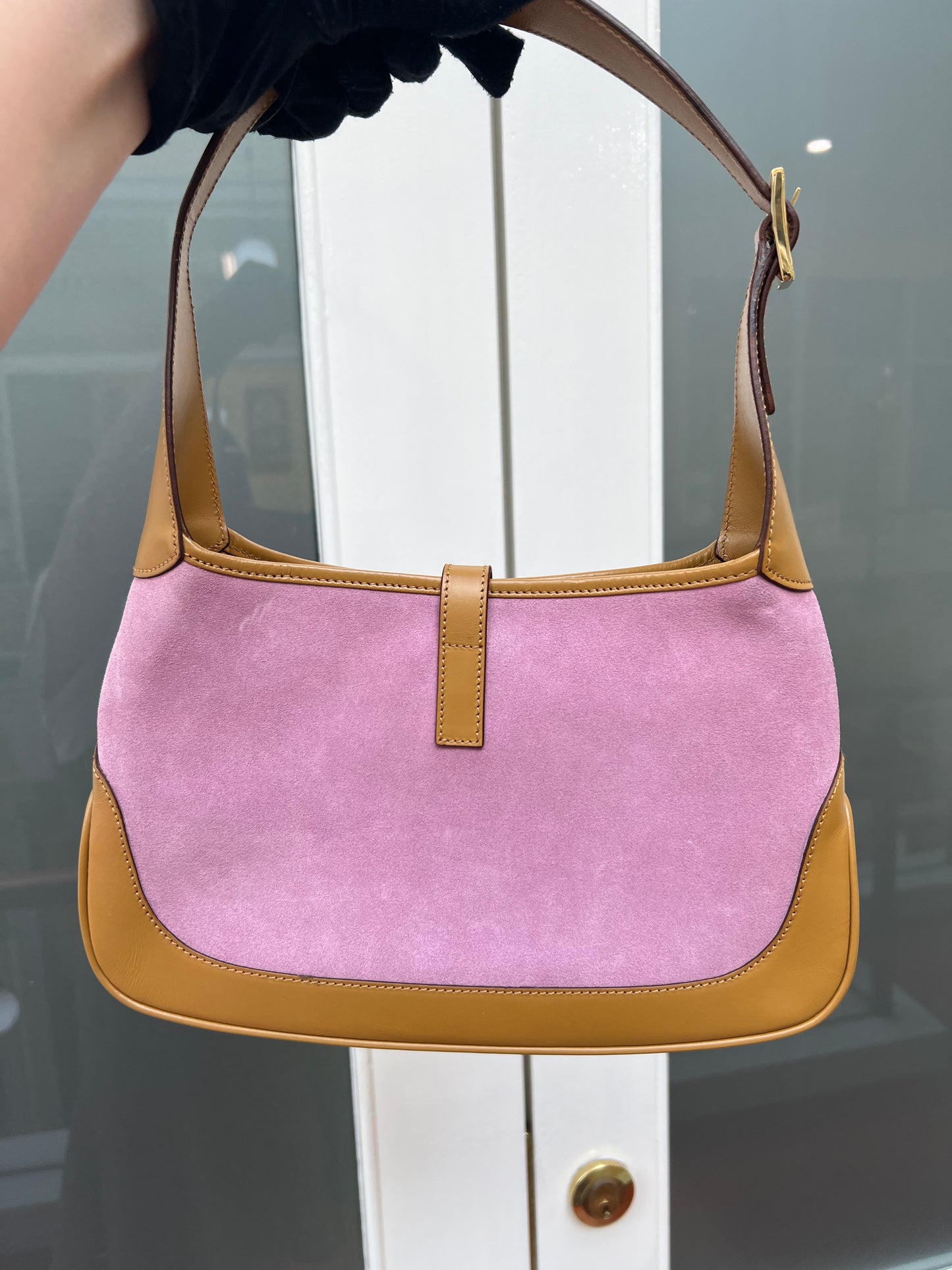 Pre-loved Gucci Vintage Pink Jackie Suede Bag With Gold Hardware Small