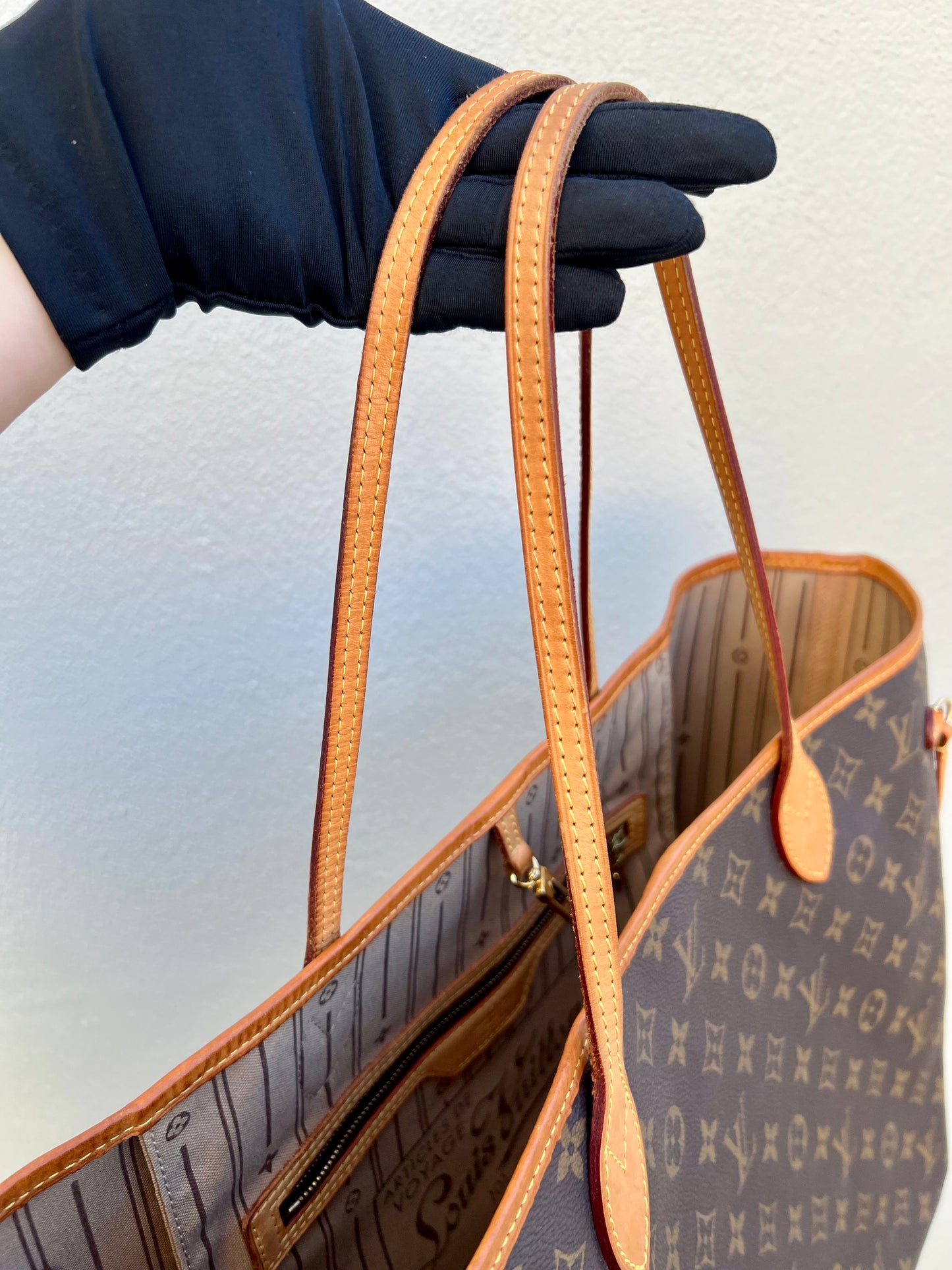 Pre-loved Louis Vuitton Neverfull Leather Tote GM Monogram 2009