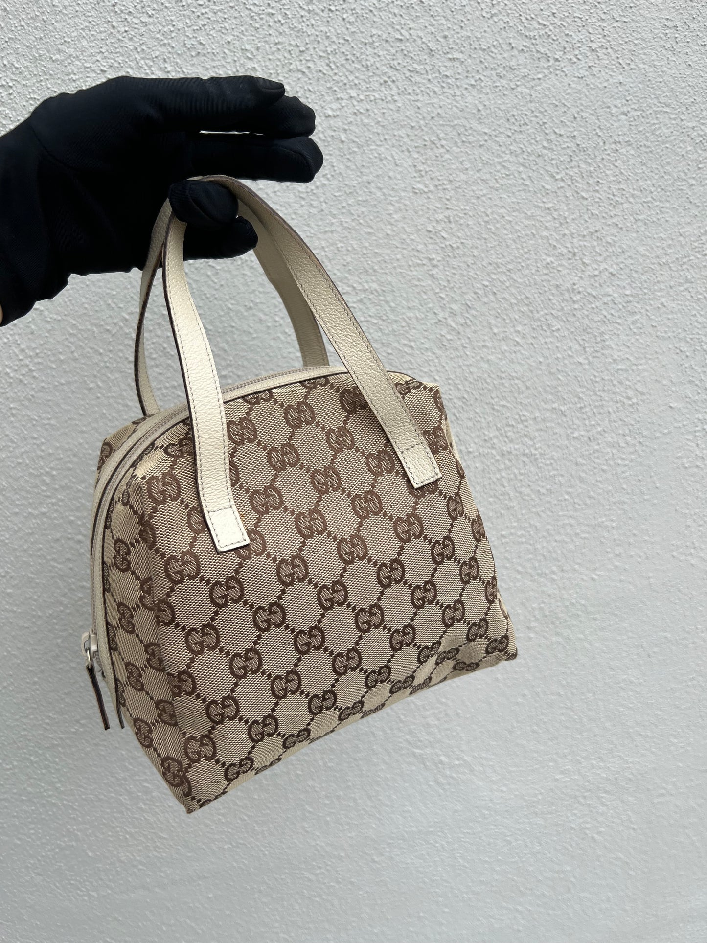 Pre-loved Gucci Y2K GG Canvas Balthus Tofu Bag handbag