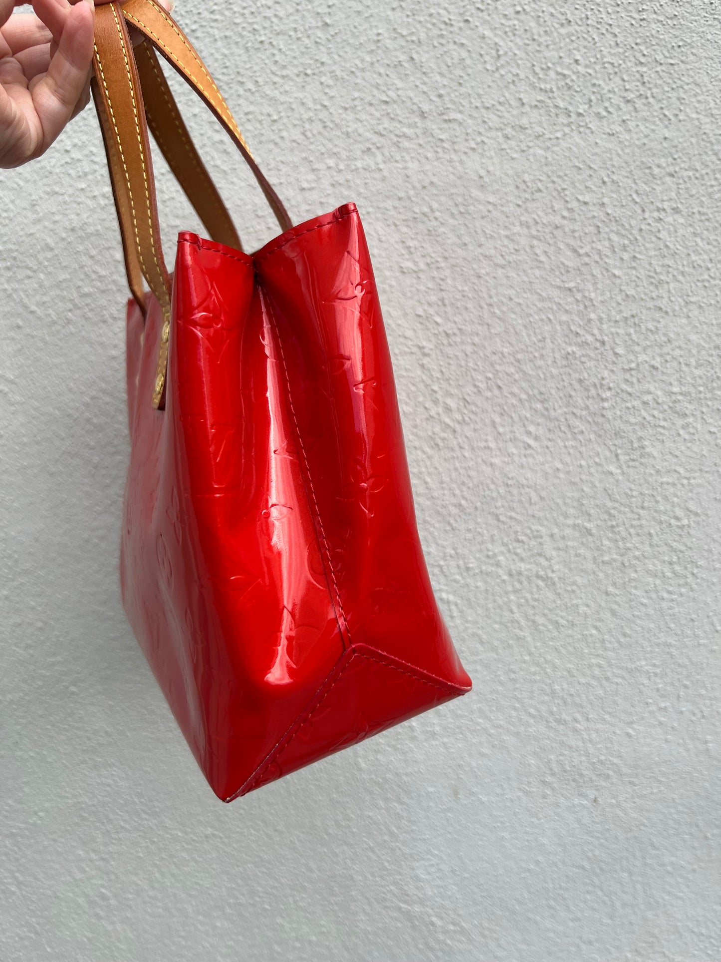 Pre-loved Louis Vuitton Reade PM Coral Tote Bag 2005