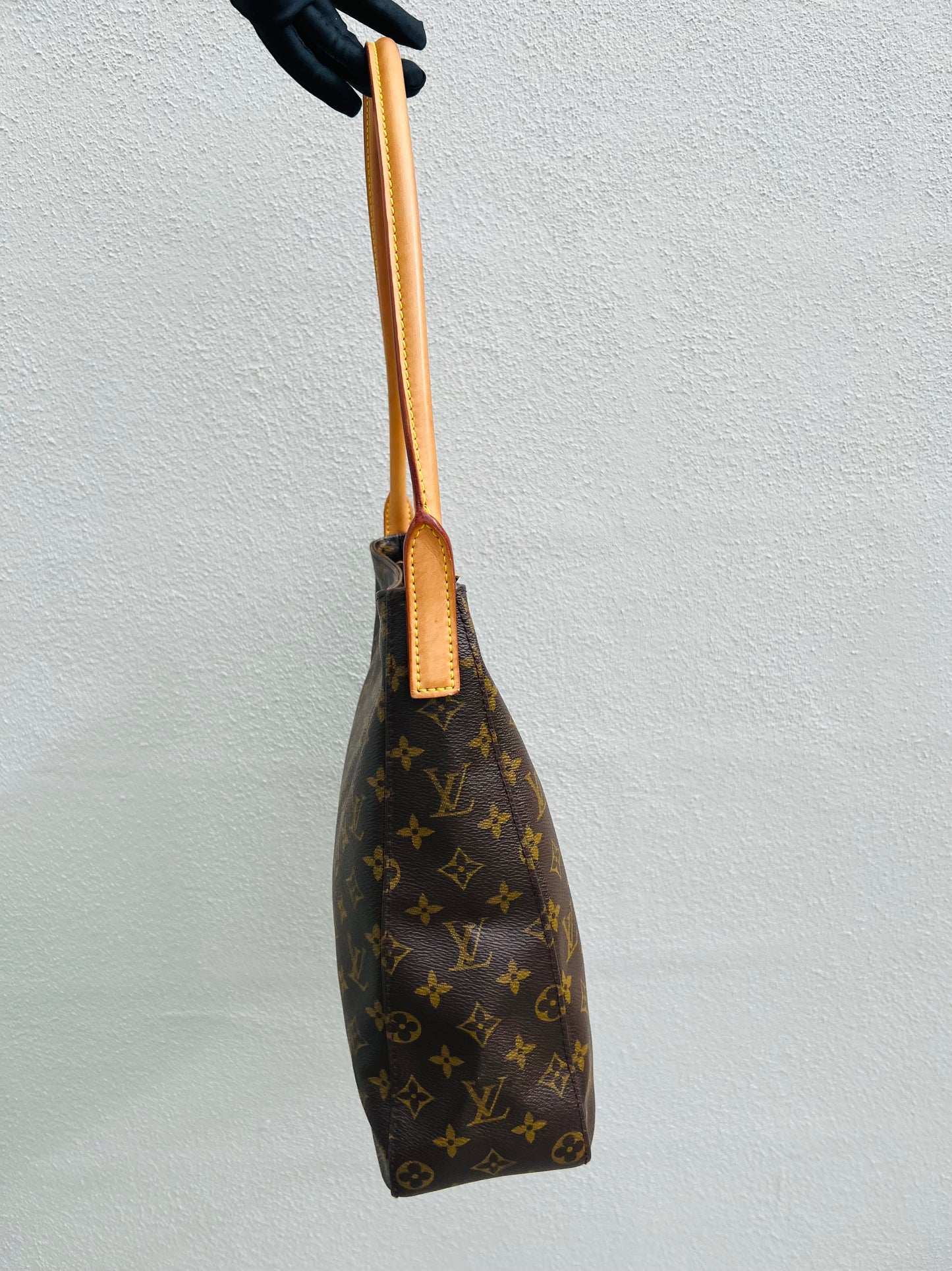Pre-loved Louis Vuitton Looping Leather Handbag Monogram GM 2001