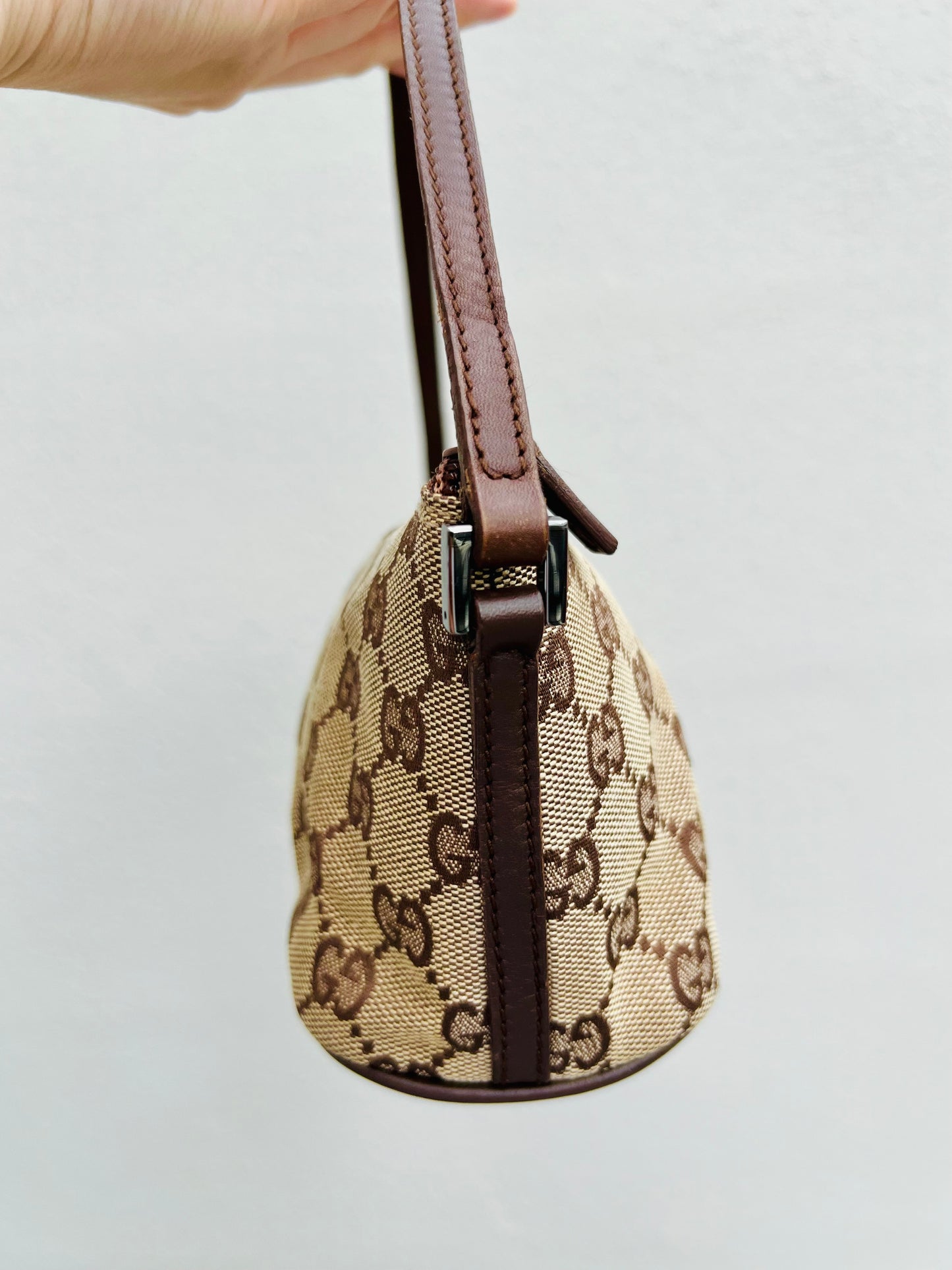 Pre-loved Gucci vintage GG Canvas Boat Baguette Bag Brown