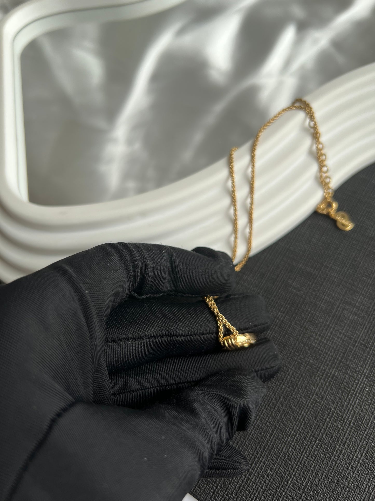 Pre-loved Christian Dior Vintage Crystal-embellished Necklace